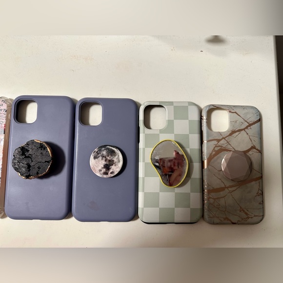 Phone cases/popsockets - Picture 2 of 3